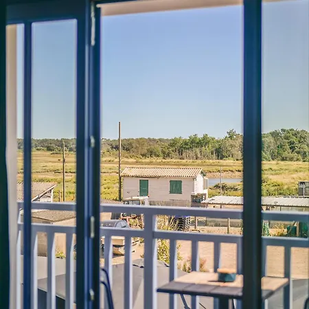 Отель Domaine Les Clayeres