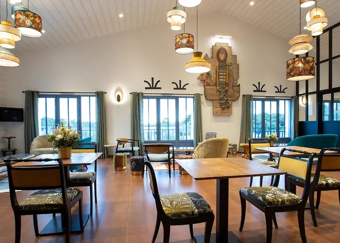 Hotel Domaine Les Clayères *